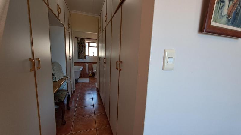 3 Bedroom Property for Sale in Jongensfontein Western Cape